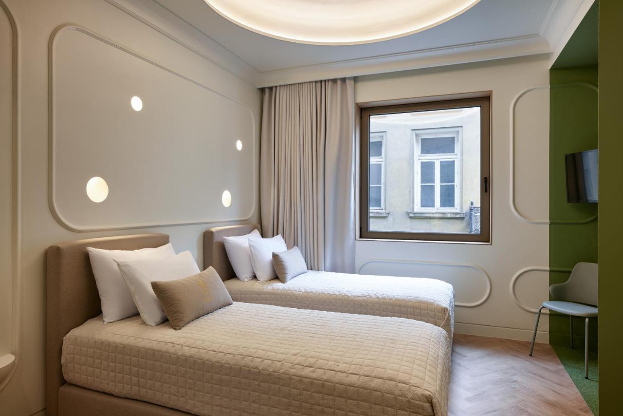 Dwell - Elegant City Stay Athen Eksteriør billede